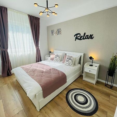 Sara Onestilor Prima Apart Oradea Exterior foto