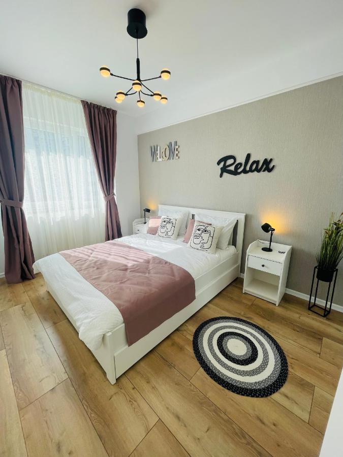 Sara Onestilor Prima Apart Oradea Exterior foto